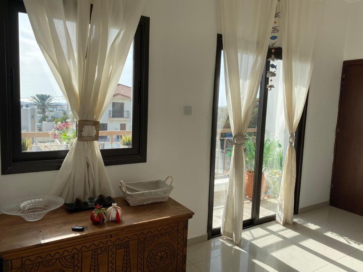 Two Bedroom Duplex :Mountain And Sea View Larnaca Luaran gambar